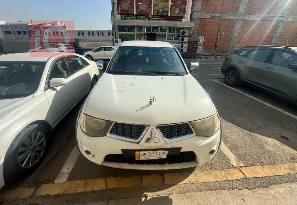 میتسوبیشی L200